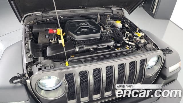 Jeep Wrangler 2022 — Фото 6/20