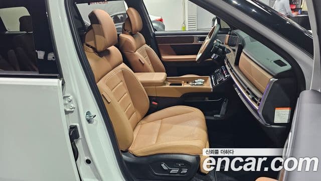 Hyundai Santa Fe 2023 — Şəkil 10/20