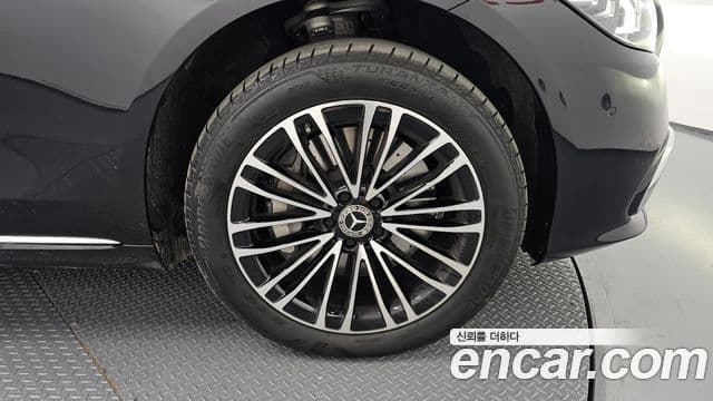 Mercedes-Benz S-Class 2025 — Photo 20/20