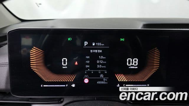 Kia Carnival 2024 — ფოტო 8/20