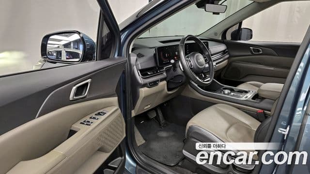 Kia Carnival 2024 — ფოტო 10/20