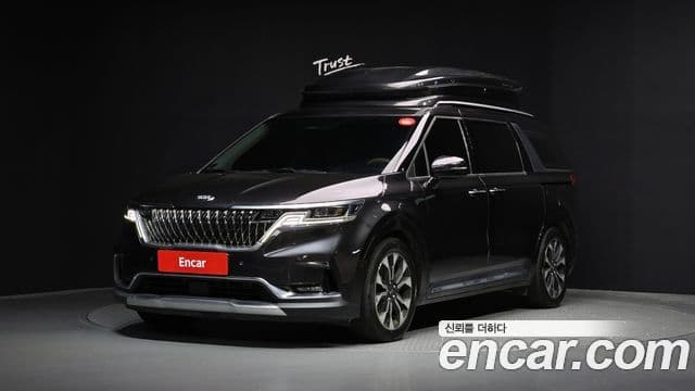 Kia Carnival 2020 — Фото 1/20