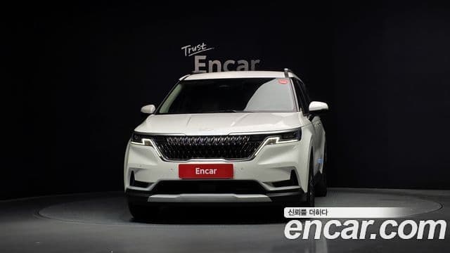 Kia Carnival 2022 — ფოტო 3/20