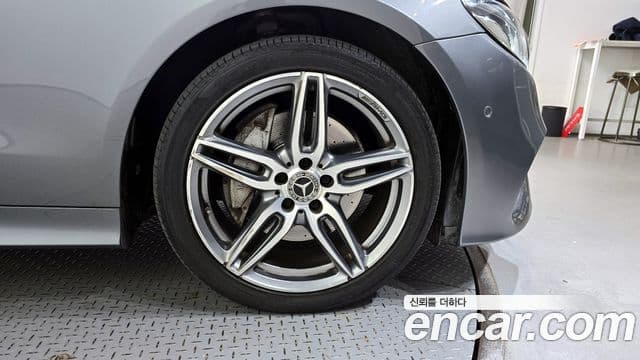 Mercedes-Benz E-Class 2018 — Şəkil 5/20