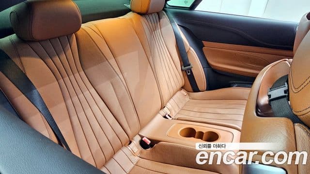 Mercedes-Benz E-Class 2018 — Şəkil 12/20