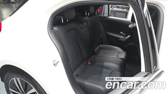 Mercedes-Benz A-Class 2022 — Photo 1/20