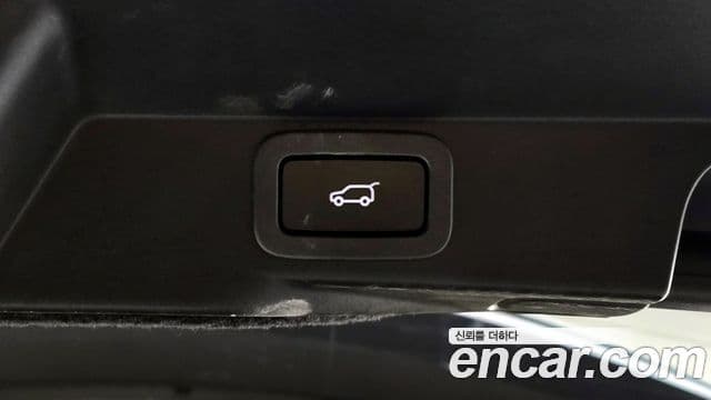 Land Rover Range Rover Sport 2018 — ფოტო 2/20