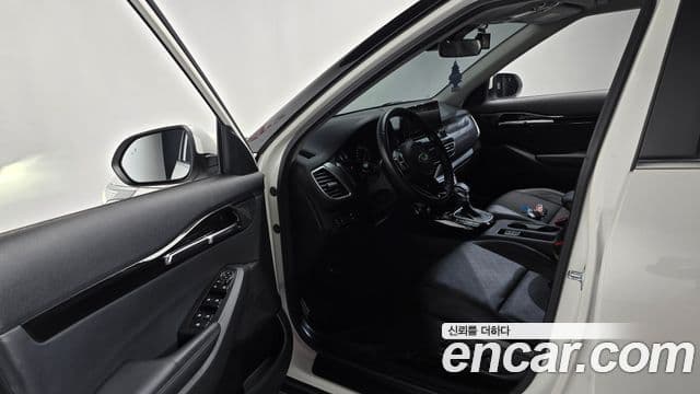 Kia Seltos 2021 — Şəkil 10/20