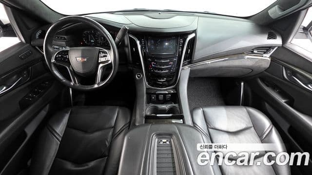 Cadillac Escalade 2020 — фото 7 из 20