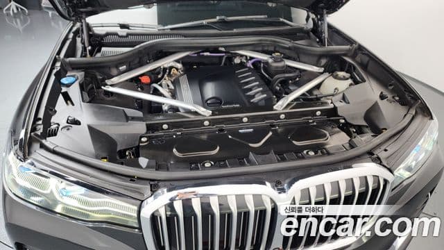 BMW X7 2021 — ფოტო 5/20