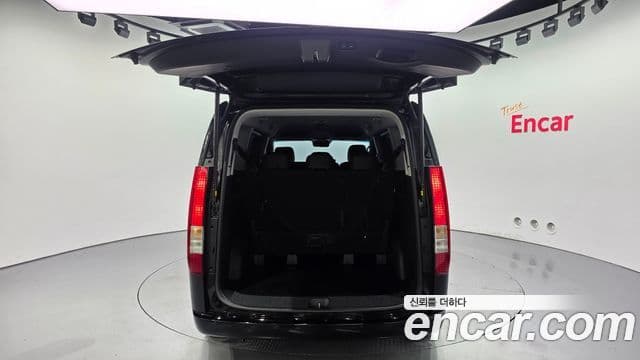 Hyundai Staria 2025 — ფოტო 20/20