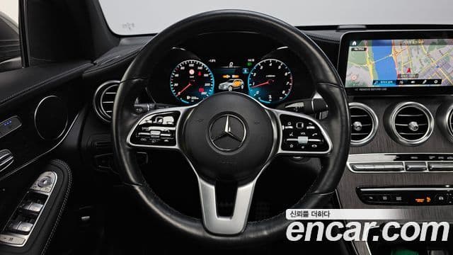 Mercedes-Benz GLC-Class 2022 — ფოტო 13/20
