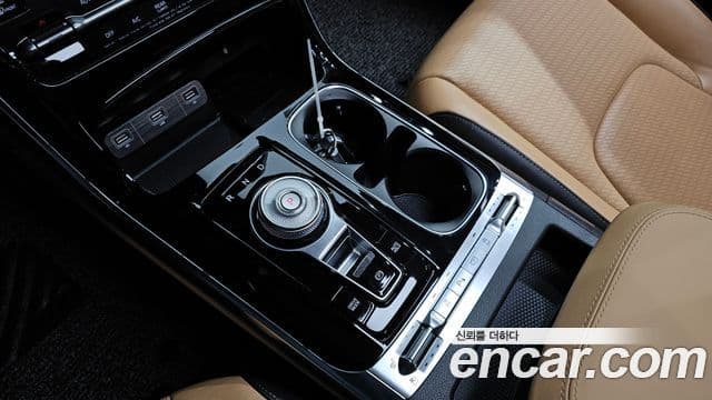 Kia Carnival 2020 — Şəkil 9/20