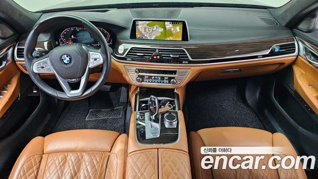 BMW 7 Series 2020 — фото 7 из 20
