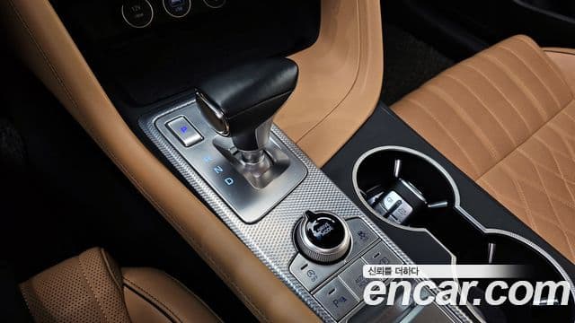 Genesis G70 2020 — ფოტო 9/20