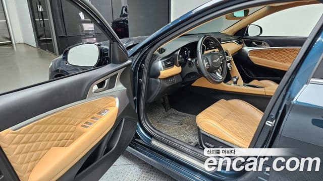 Genesis G70 2020 — ფოტო 10/20
