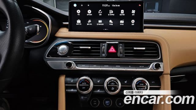 Genesis G70 2020 — ფოტო 16/20