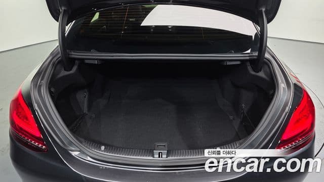 Mercedes-Benz C-Class 2020 — фото 20 из 20