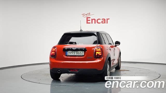 Mini Cooper 2021 — Şəkil 19/20