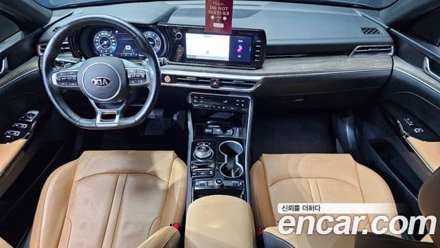 Kia K5 2021 — ფოტო 7/20