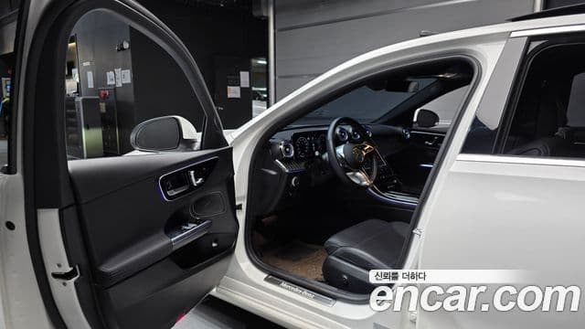 Mercedes-Benz C-Class 2022 — ფოტო 11/20