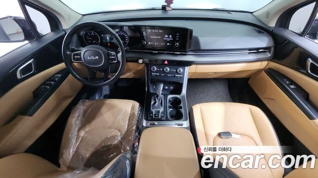 Kia Carnival 2022 — Şəkil 9/14