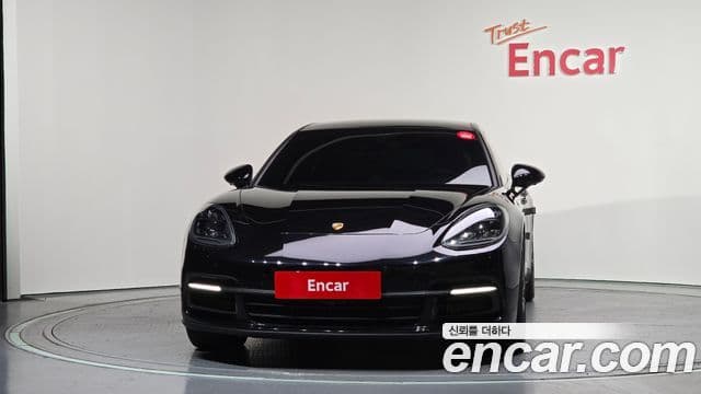Porsche Panamera 2020 — Photo 17/20