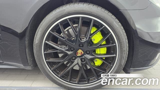 Porsche Panamera 2020 — Photo 8/20