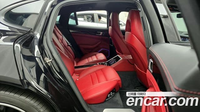 Porsche Panamera 2020 — Photo 11/20