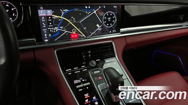 Porsche Panamera 2020 — Photo 2/20
