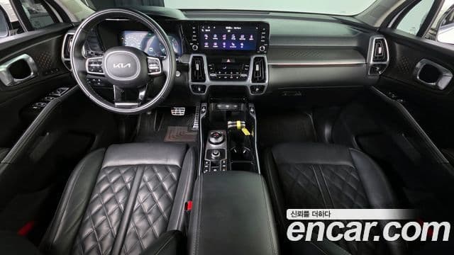Kia Sorento 2022 — Фото 6/20