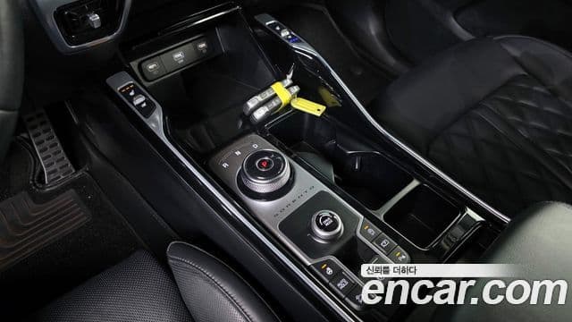 Kia Sorento 2022 — Фото 8/20