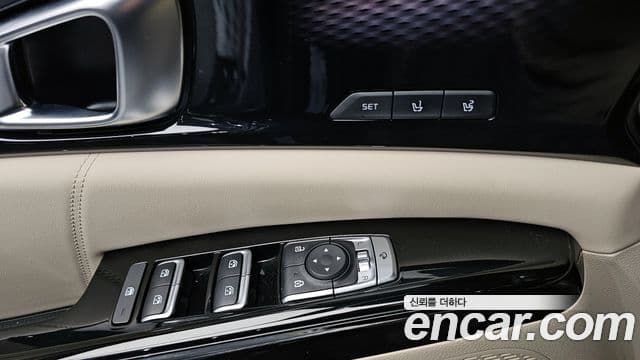 Kia Carnival 2021 — Фото 13/20