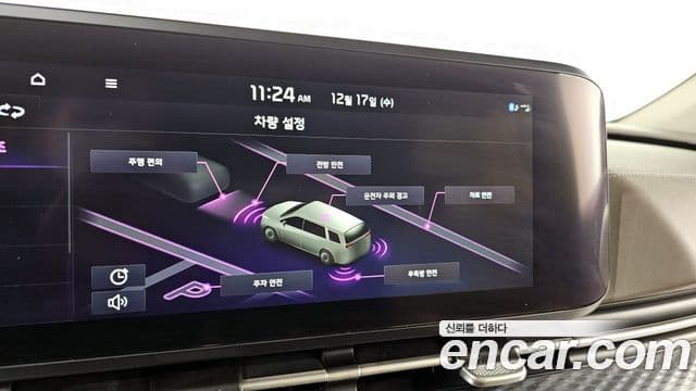 Kia Carnival 2021 — Фото 17/20