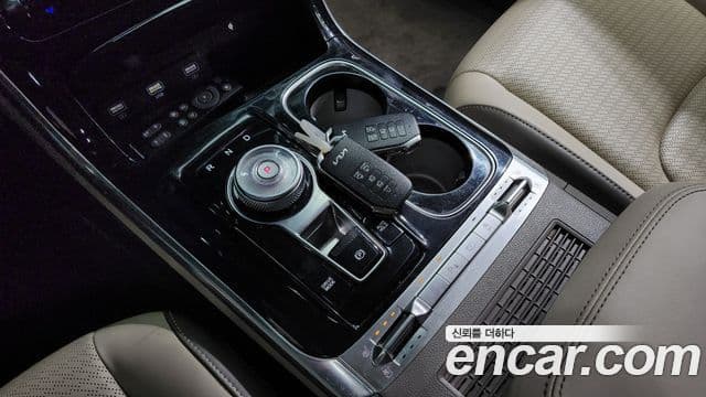 Kia Carnival 2021 — Şəkil 9/20