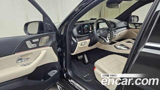 Mercedes-Benz GLS-Class 2022 — ფოტო 8/20
