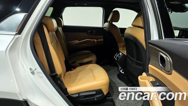 Kia Sorento 2021 — Фото 12/20