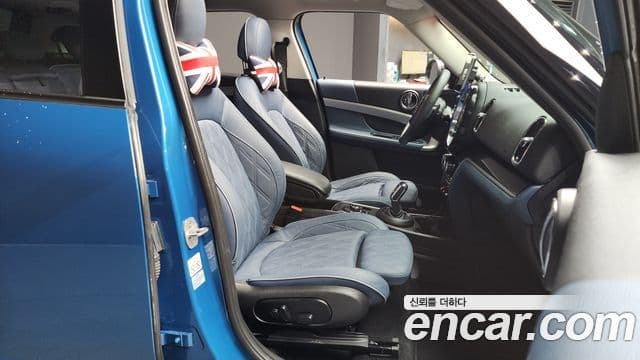 Mini Cooper S Countryman 2023 — ფოტო 11/20