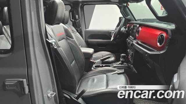 Jeep Wrangler 2022 — Фото 10/20