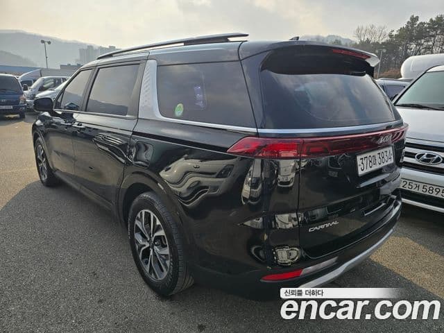 Kia Carnival 2023 — Şəkil 5/20