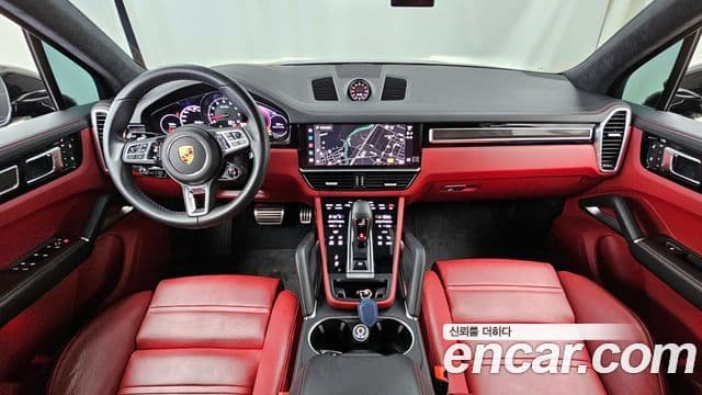 Porsche Cayenne 2023 — ფოტო 6/20