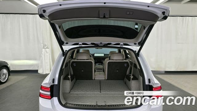 Genesis GV80 2022 — ფოტო 19/20