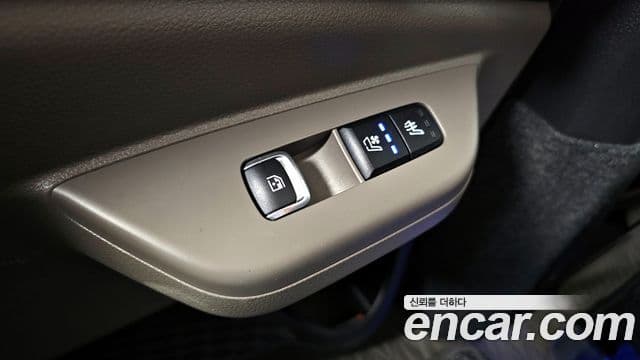 Kia Carnival 2024 — Şəkil 19/20