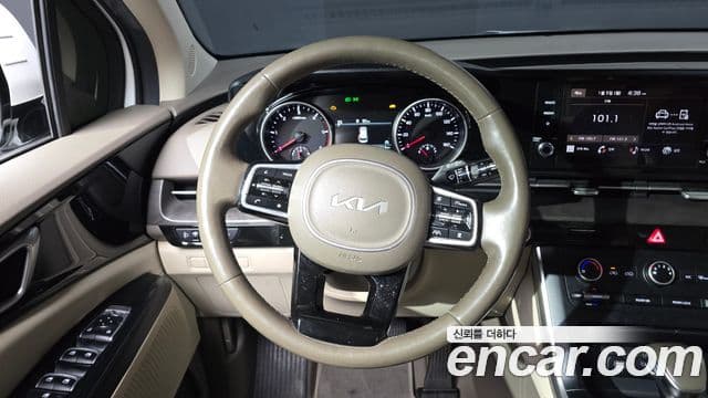 Kia Carnival 2022 — Şəkil 13/20