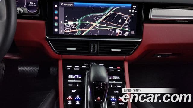 Porsche Cayenne 2023 — Şəkil 14/20