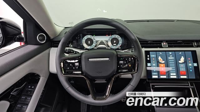 Land Rover Range Rover Evoque 2025 — фото 12 из 20