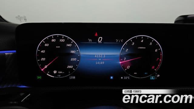 Mercedes-Benz A-Class 2024 — Şəkil 8/20