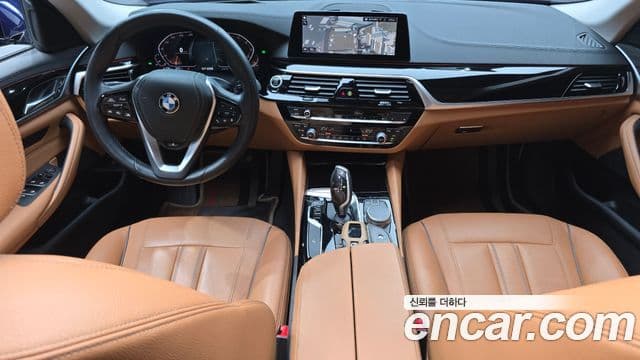 BMW 5 Series 2020 — фото 7 из 20