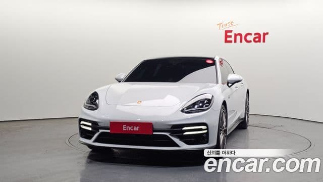 Porsche Panamera 2023 — ფოტო 3/20