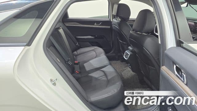 Kia K5 2020 — ფოტო 12/20